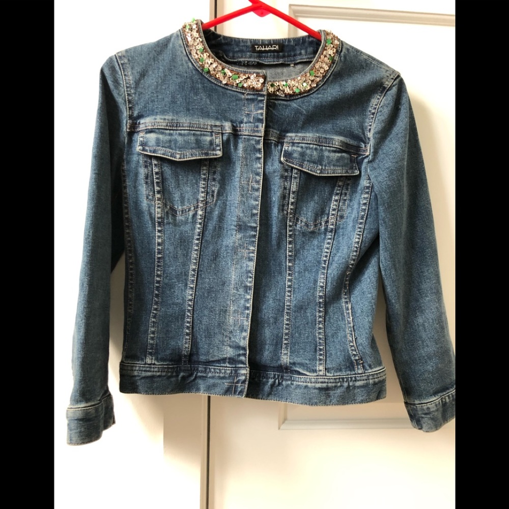 Tahari Jean jacket Like New!